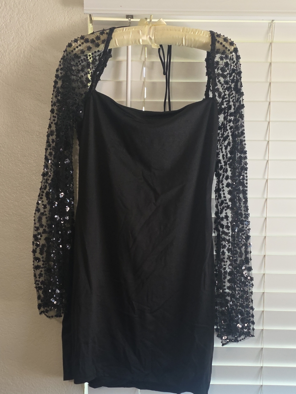 SOLD OUT! LUCY IN THE SKY PAULINE SEQUIN DRESS